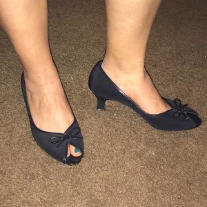 SALE! LifeStride Heels ✨